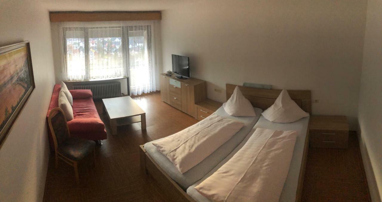 Hotel Cafe Waldeck Wuestenrot Eksteriør bilde