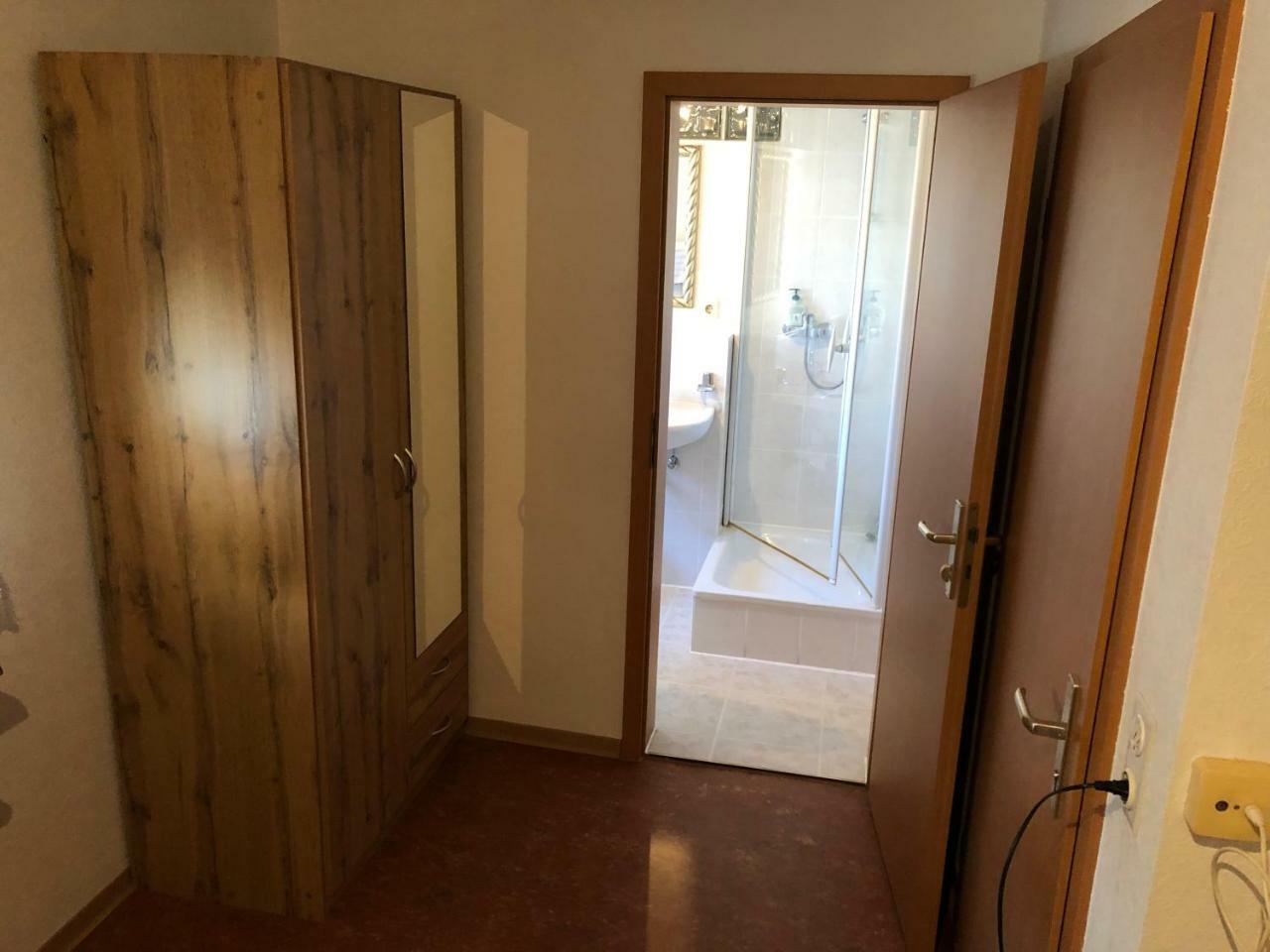 Hotel Cafe Waldeck Wuestenrot Eksteriør bilde