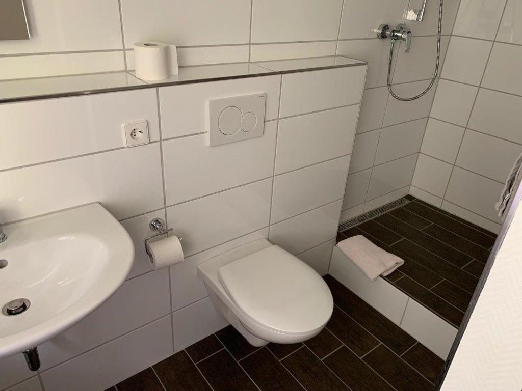 Hotel Cafe Waldeck Wuestenrot Eksteriør bilde